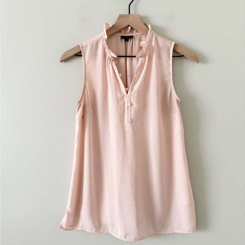 Talbots Petites Sleeveless Blouse with Ruffle Collar in Light Pink Size SP